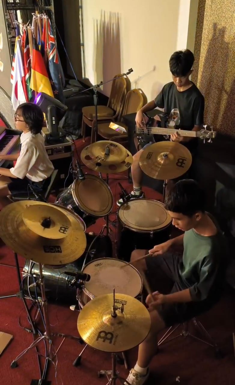 Play Band